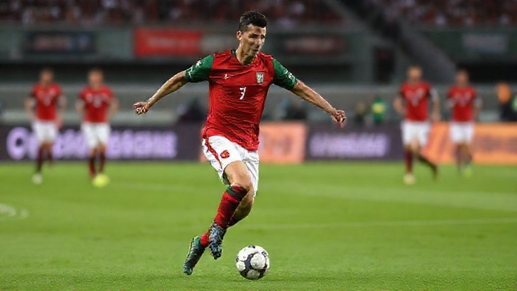 葡萄牙0-2爱尔兰：C罗染红离场 后防梦游表现引质疑